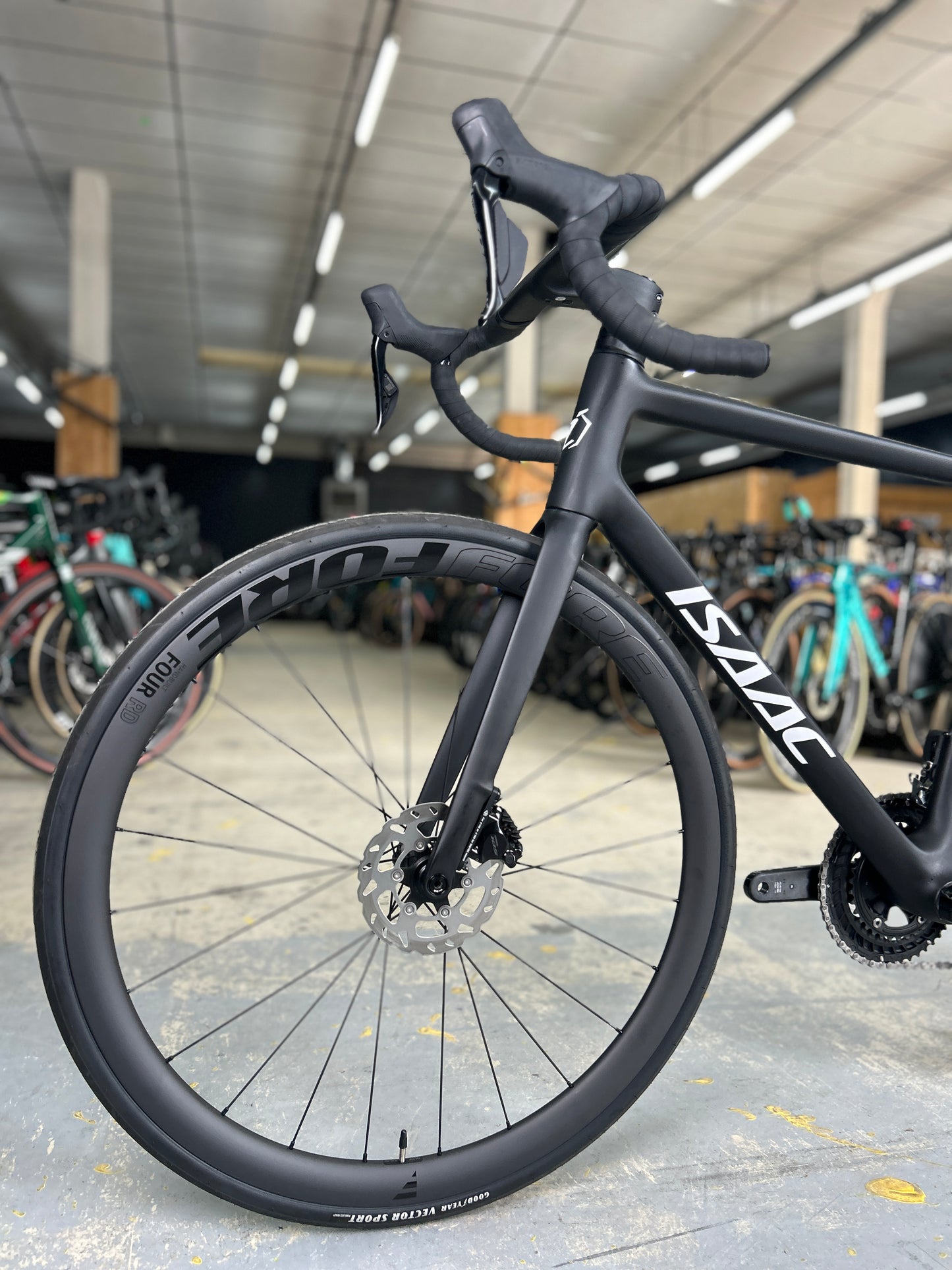 NEW Isaac Boson Di2 Carbon Road Bike