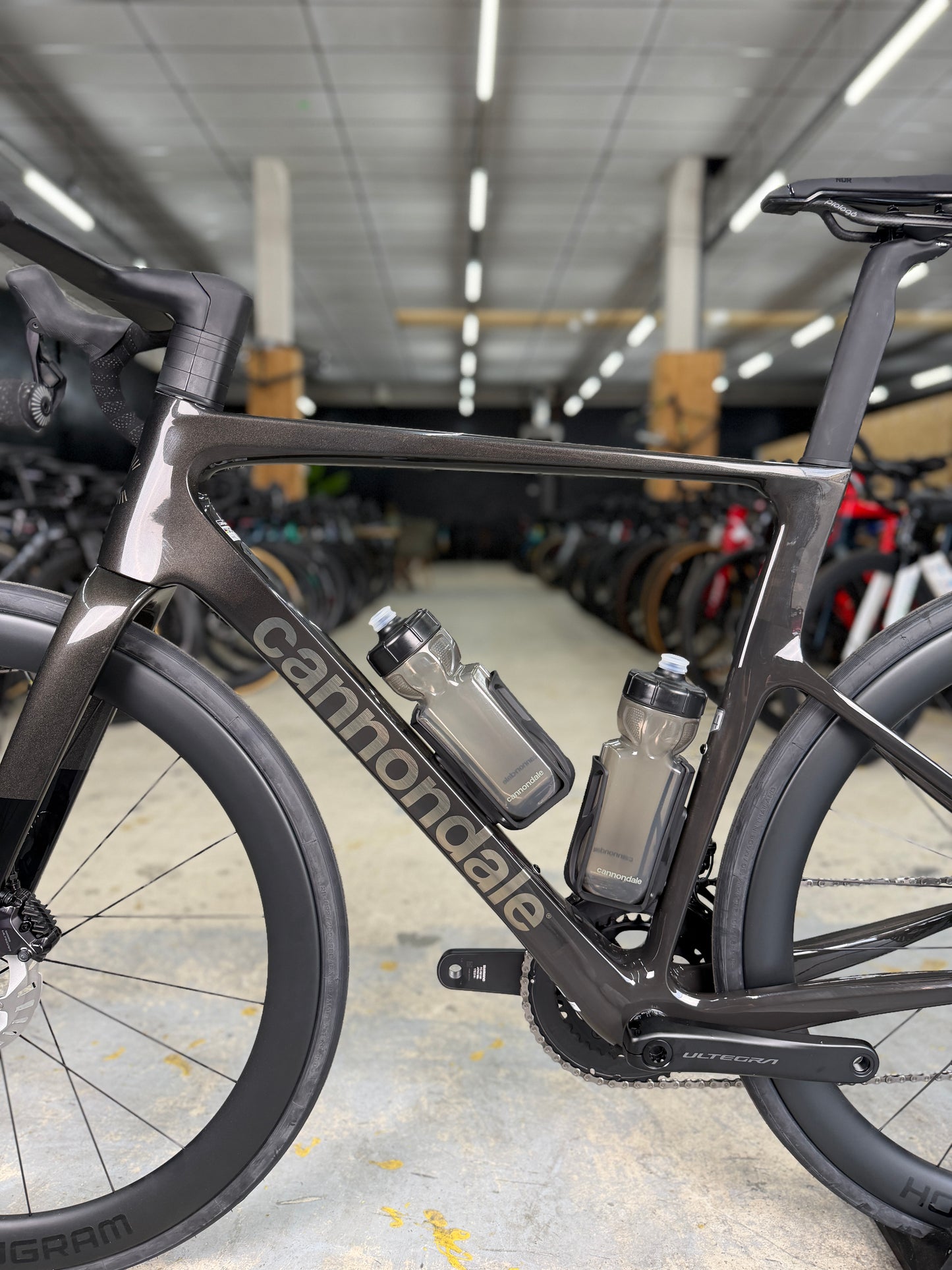 NIEUW Cannondale SuperSix EVO Hi-MOD Di2 Carbon Racefiets