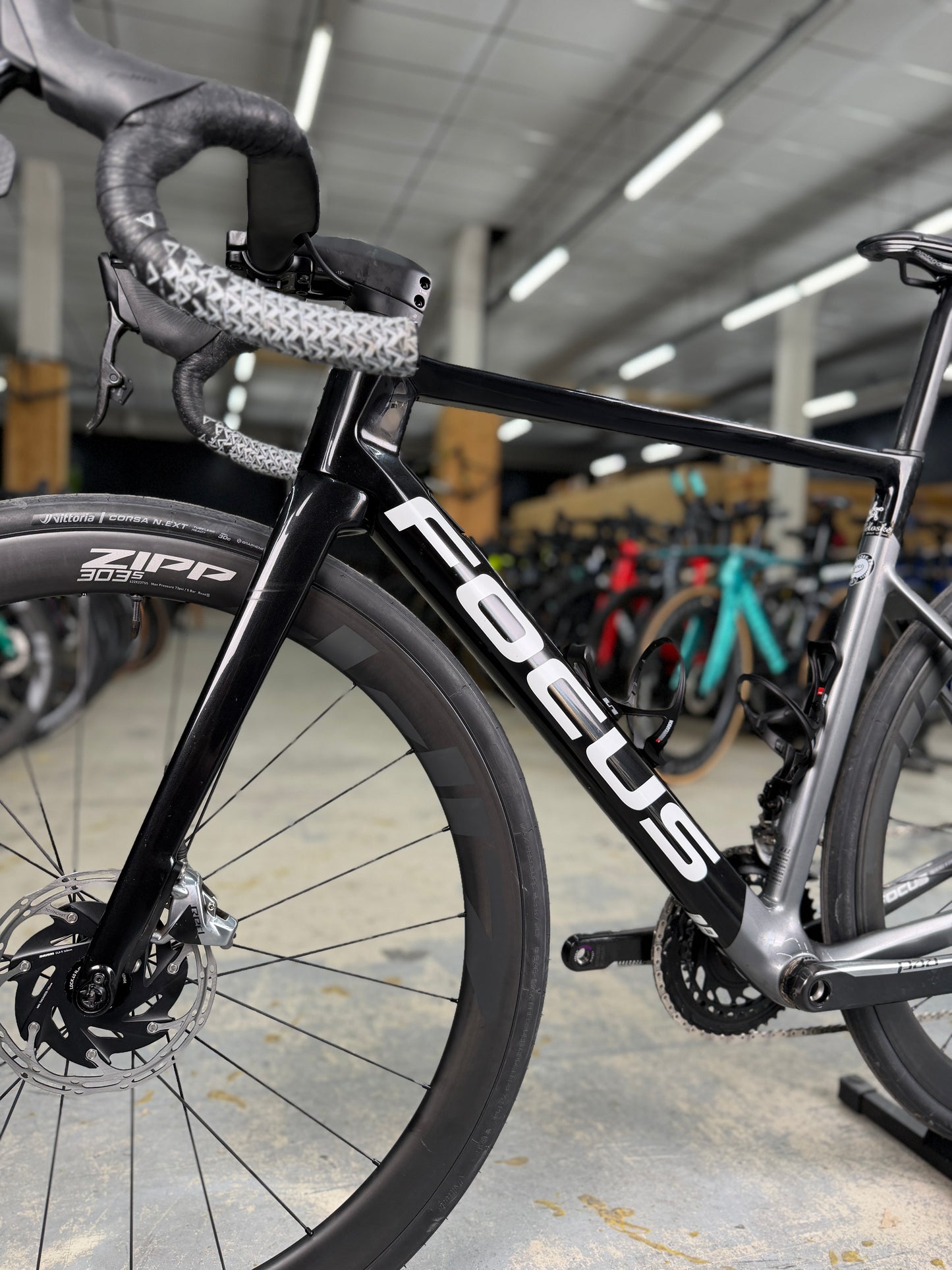 Focus Izalco Max SRAM RED eTap Carbon Racefiets