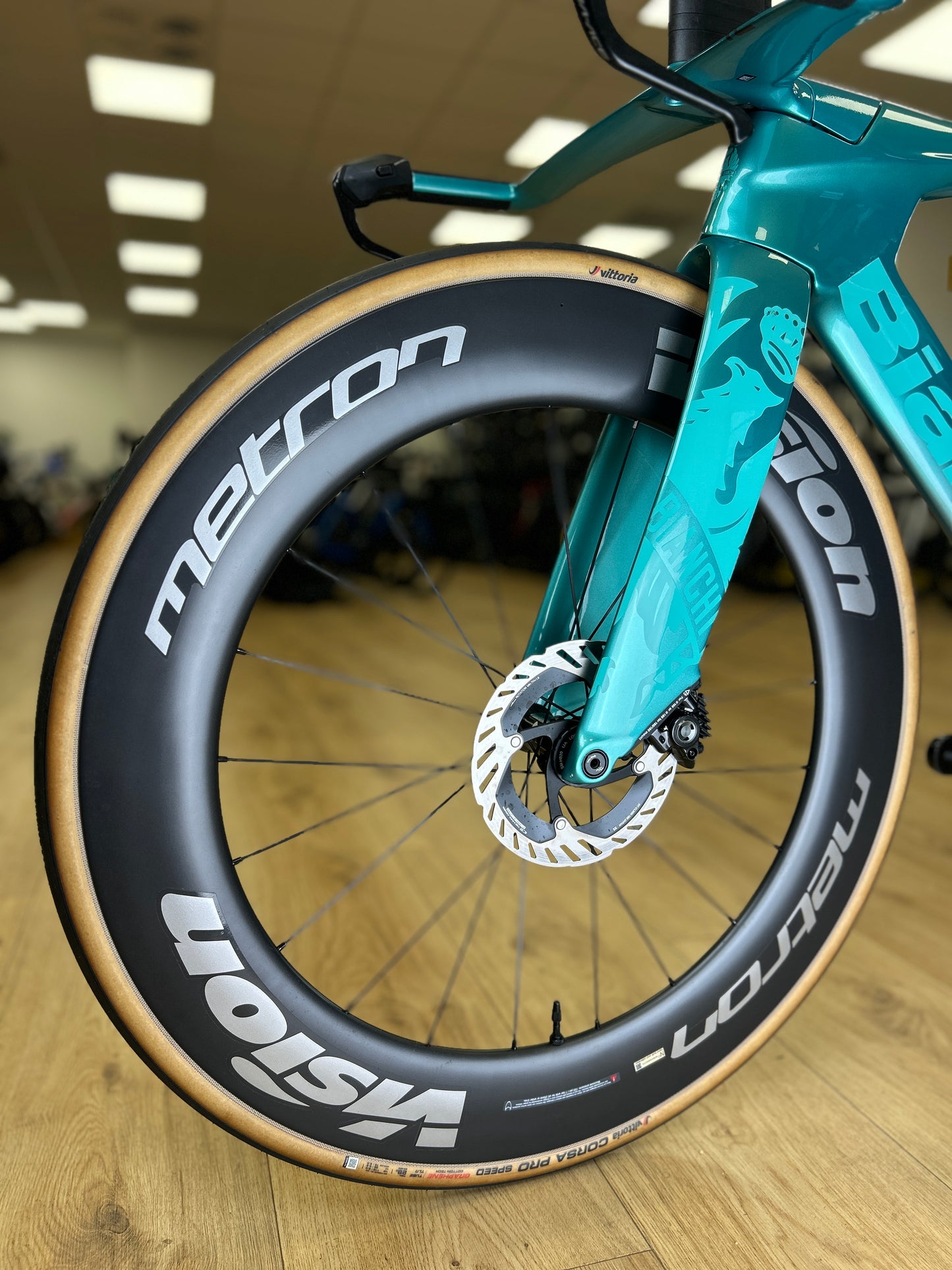 Bianchi Aquila RC Disc Di2 Carbon Racefiets