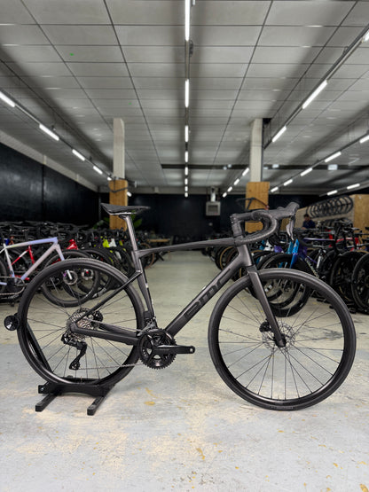 NIEUW BMC Roadmachine TWO Di2 Carbon Racefiets