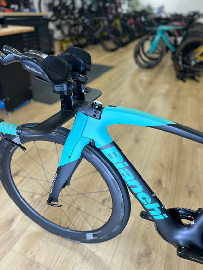 Bianchi Aquila CV Di2 Carbon Road Bike