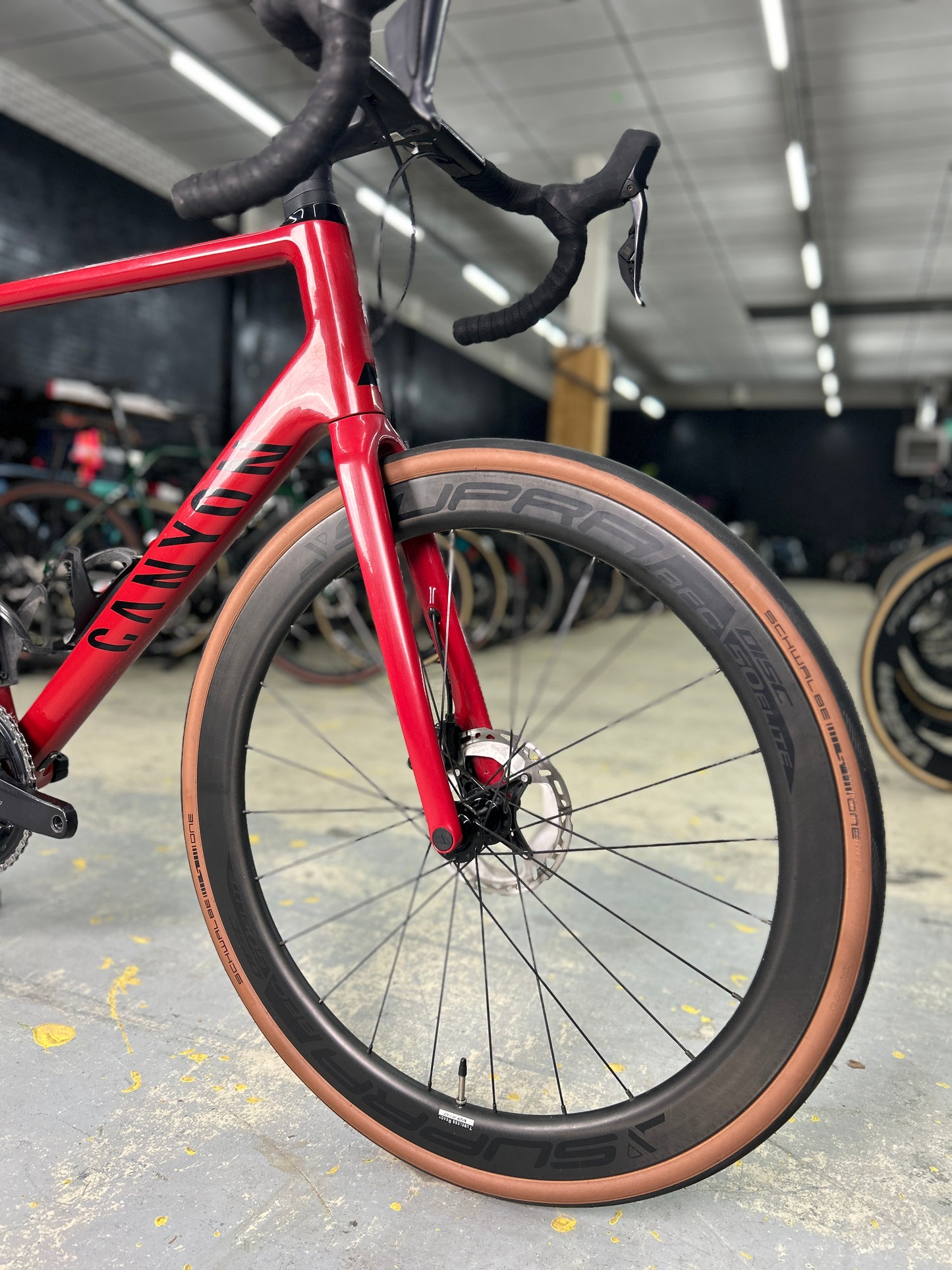 Canyon Ultimate CF SL 8 Disc Di2 Carbon Racefiets