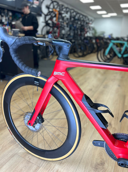 BMC Timemachine R01 Four Di2 Carbon Racefiets