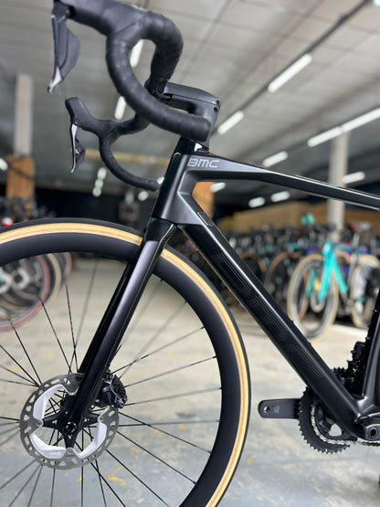 NEW BMC Road Machine 01 Di2 Carbon Road Bike