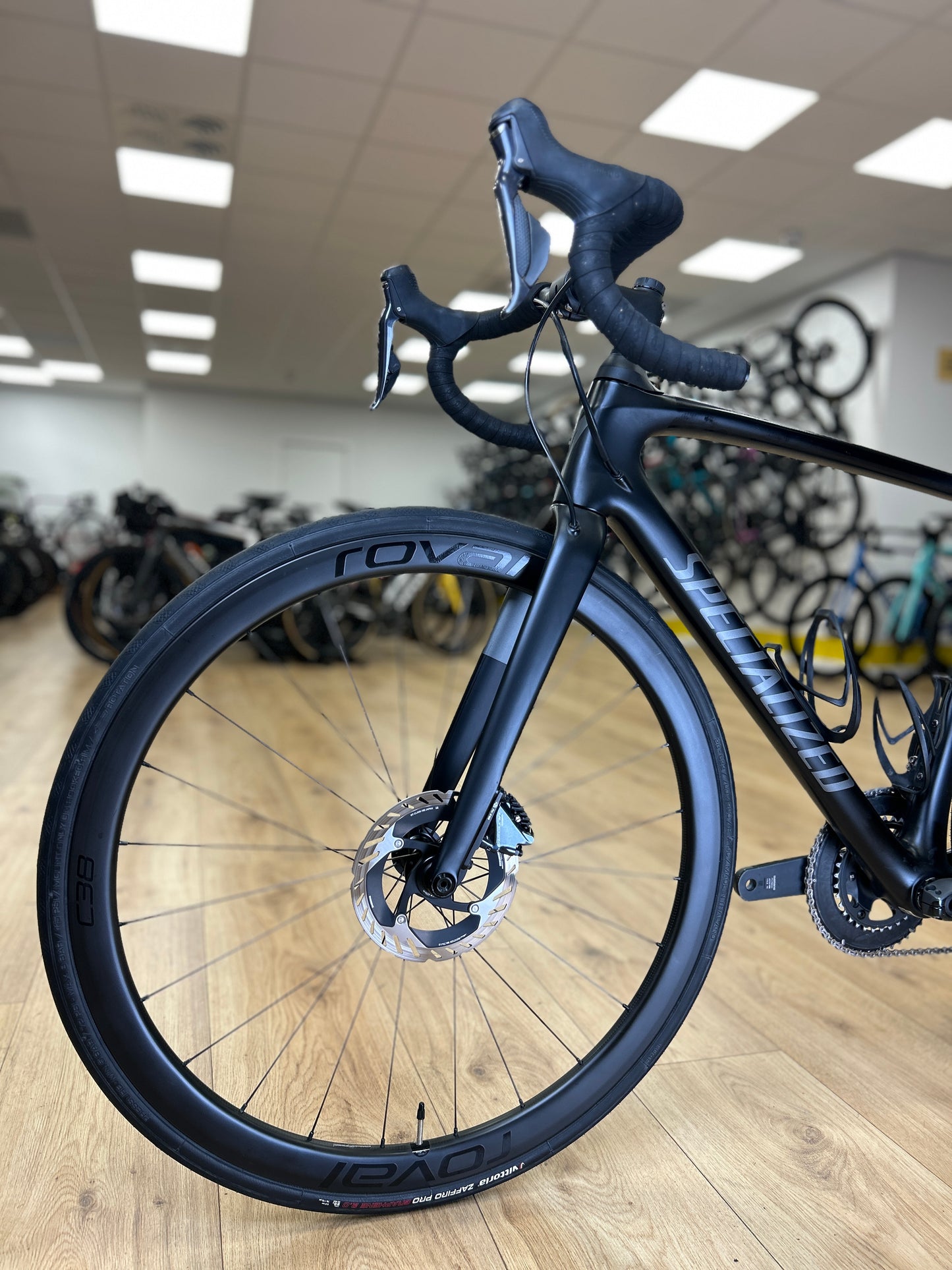 Specialized Roubaix Expert Di2 Carbon Racefiets