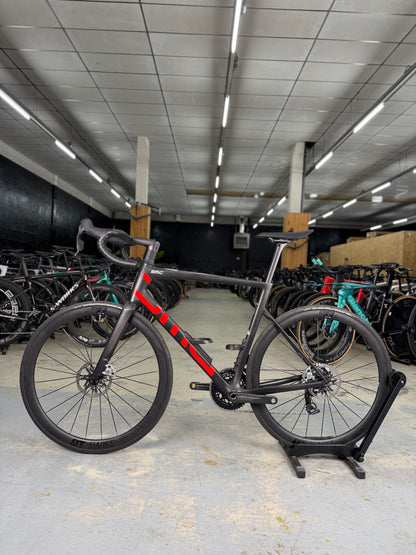 NIEUW BMC Teammachine SLR 01 ONE Red eTap Carbon Racefiets