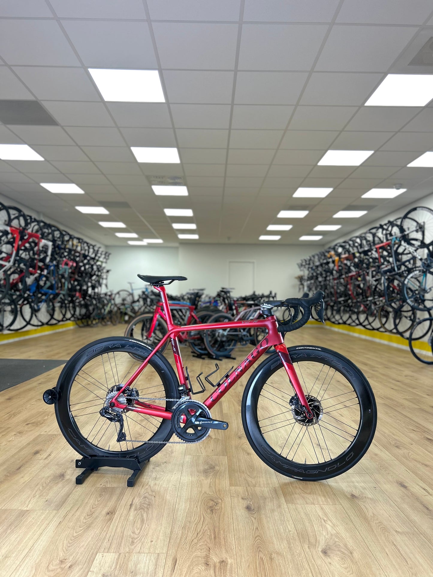 Colnago V2-R Ultegra Di2 Disc Carbon Racefiets