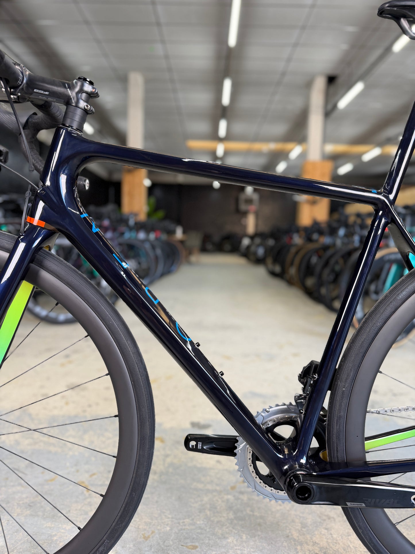 NIEUW Open MIN.D AXS Carbon Racefiets
