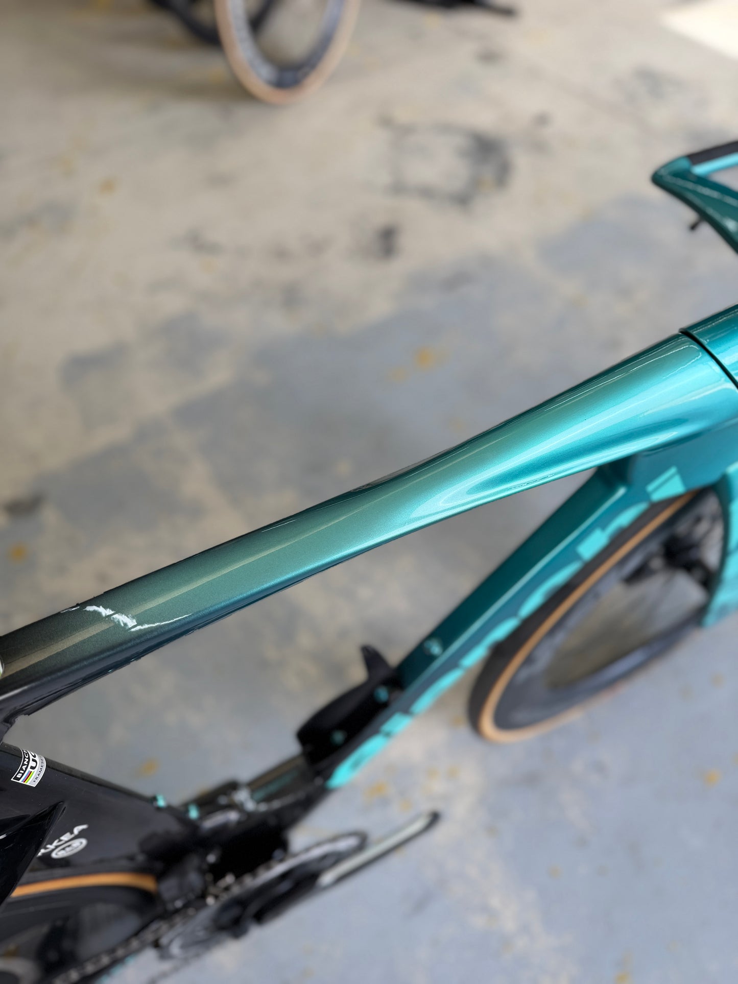 Bianchi Aquila RC Disc Di2 Carbon Road Bike