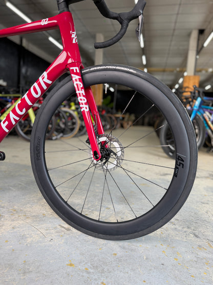 NIEUW Factor O2 VAM Di2 Carbon Racefiets