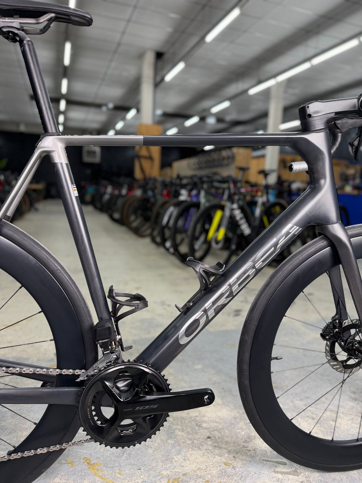 100km Orbea Orca M30i Di2 Carbon Racefiets