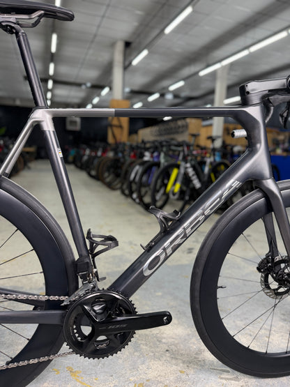 100km Orbea Orca M30i Di2 Carbon Racefiets
