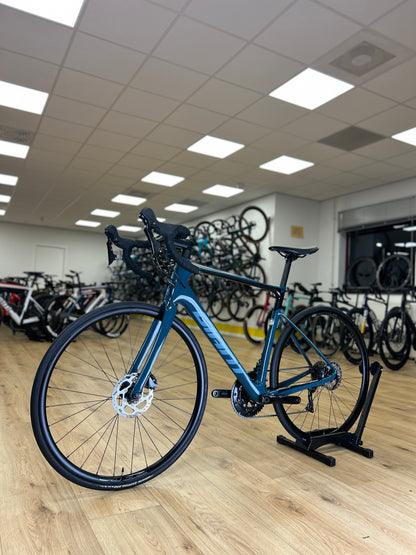 Giant Defy Carbon Racefiets