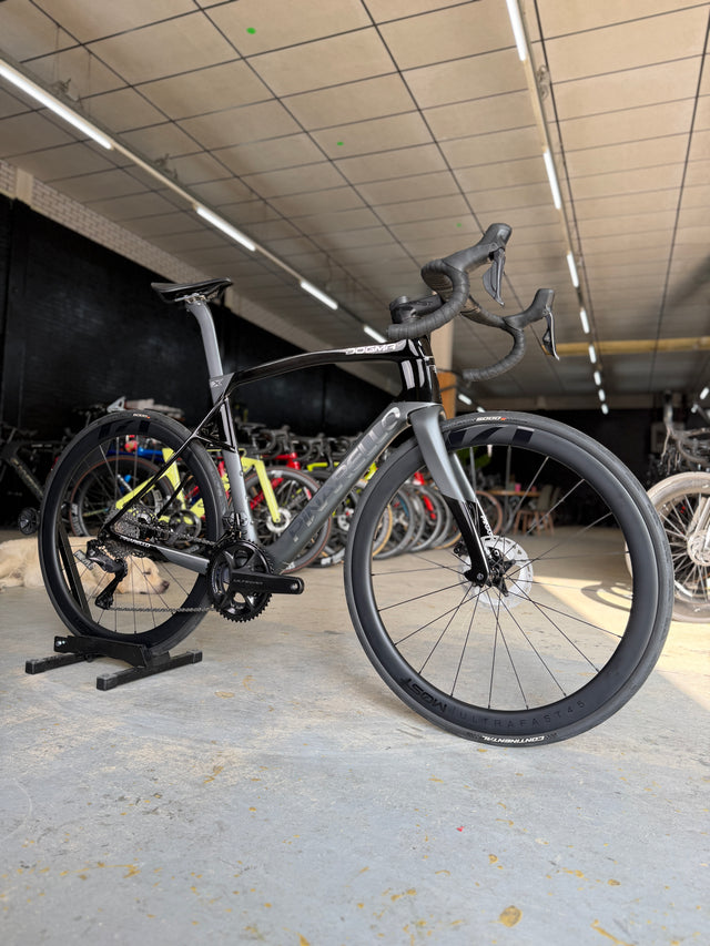 NIEUW Pinarello Dogma X Di2 Carbon Racefiets