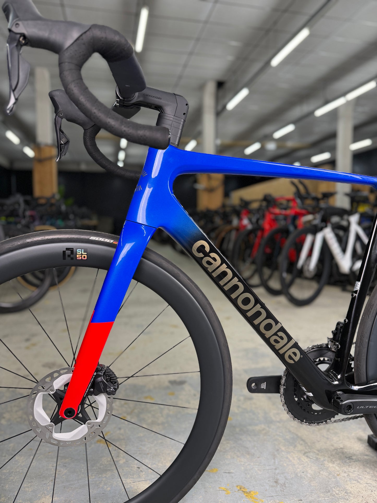NIEUW Cannondale SuperSix EVO Hi-MOD Di2 Carbon Racefiets