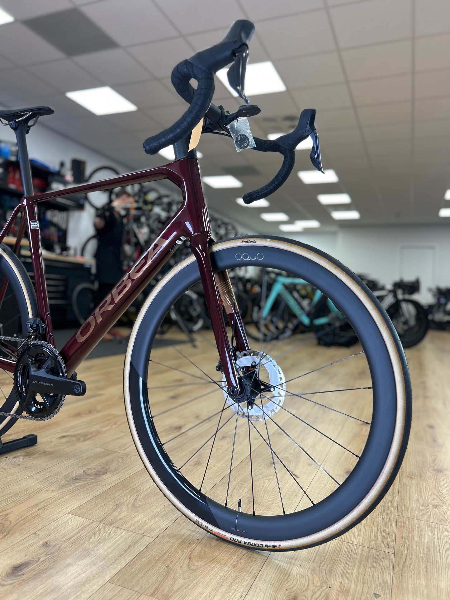 0km Showroom Model Orbea Orca M20iLTD PWR Di2 Carbon Racefiets