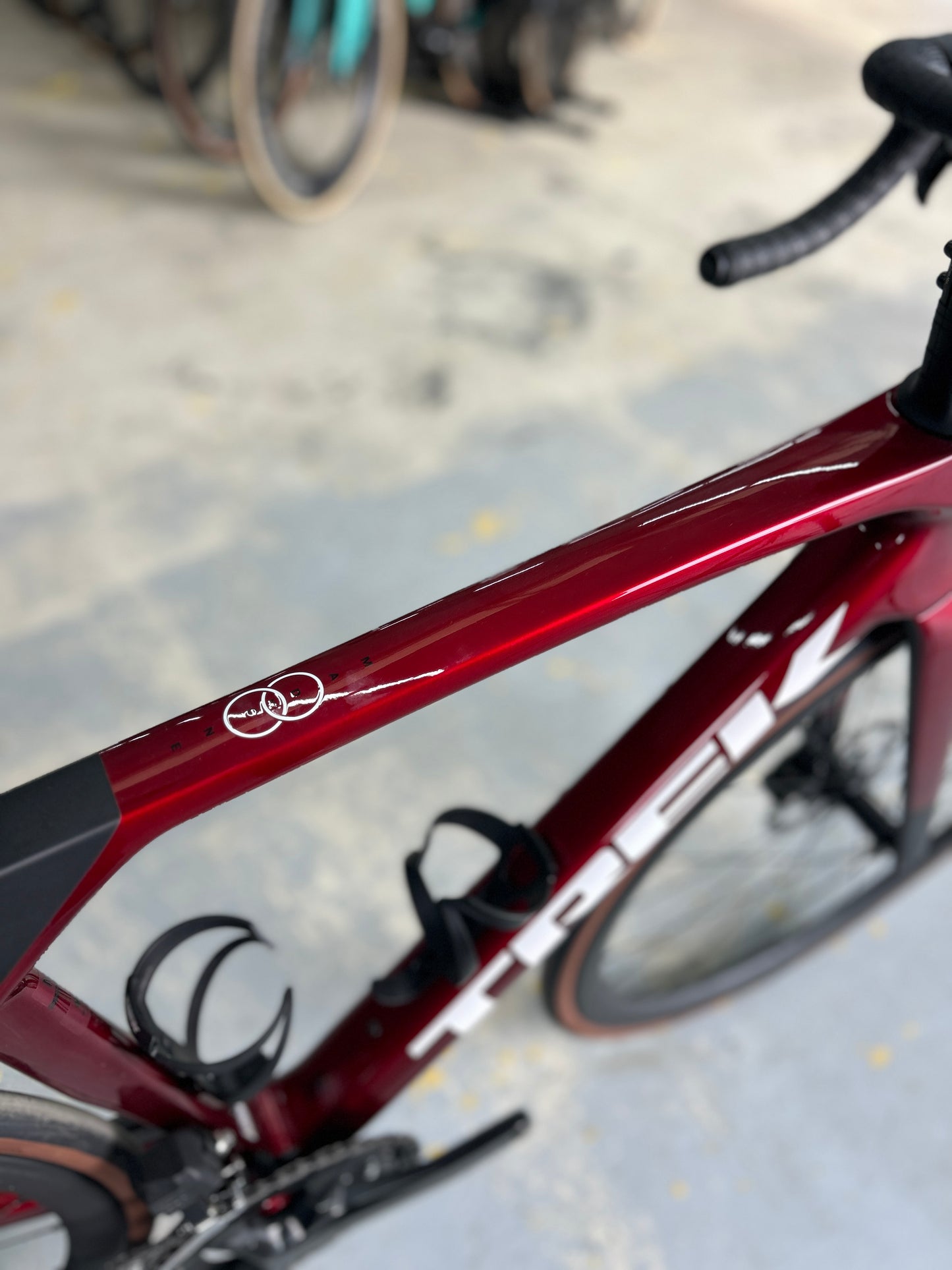 Trek Madone SL6 Di2 Carbon Road Bike