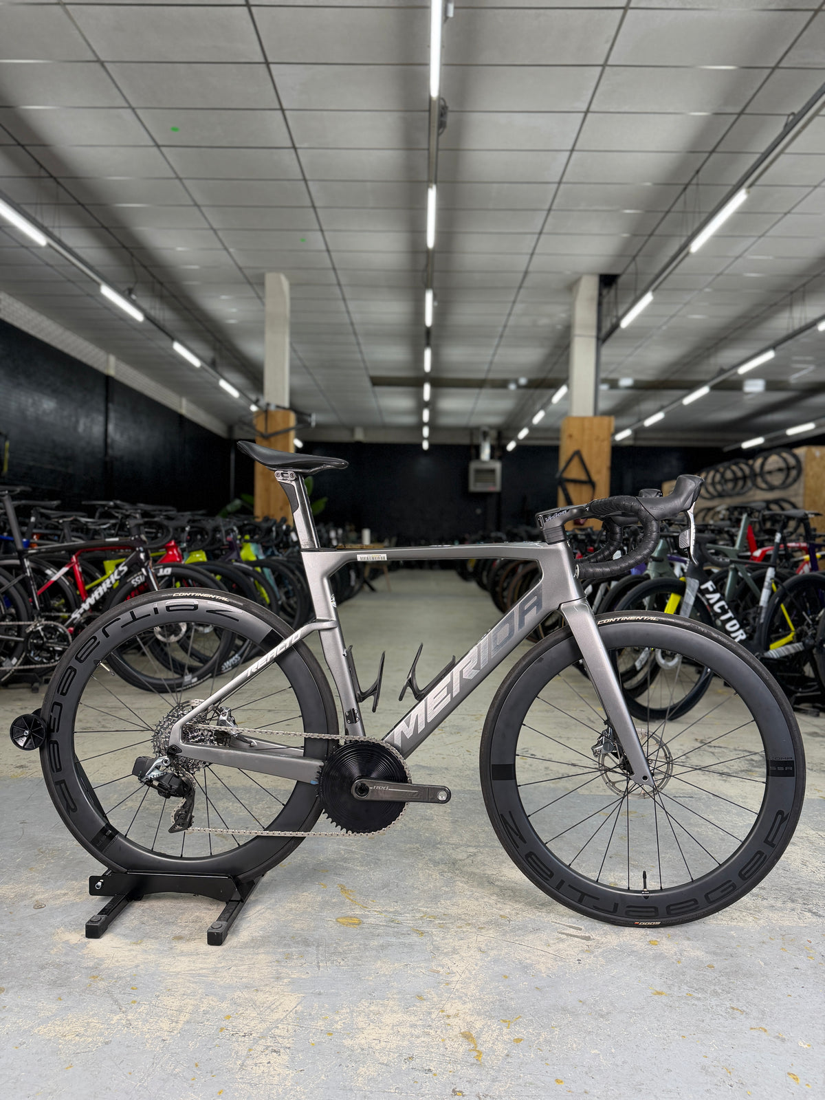 Merida Reacto 9000 SRAM RED eTap Carbon Road Bike