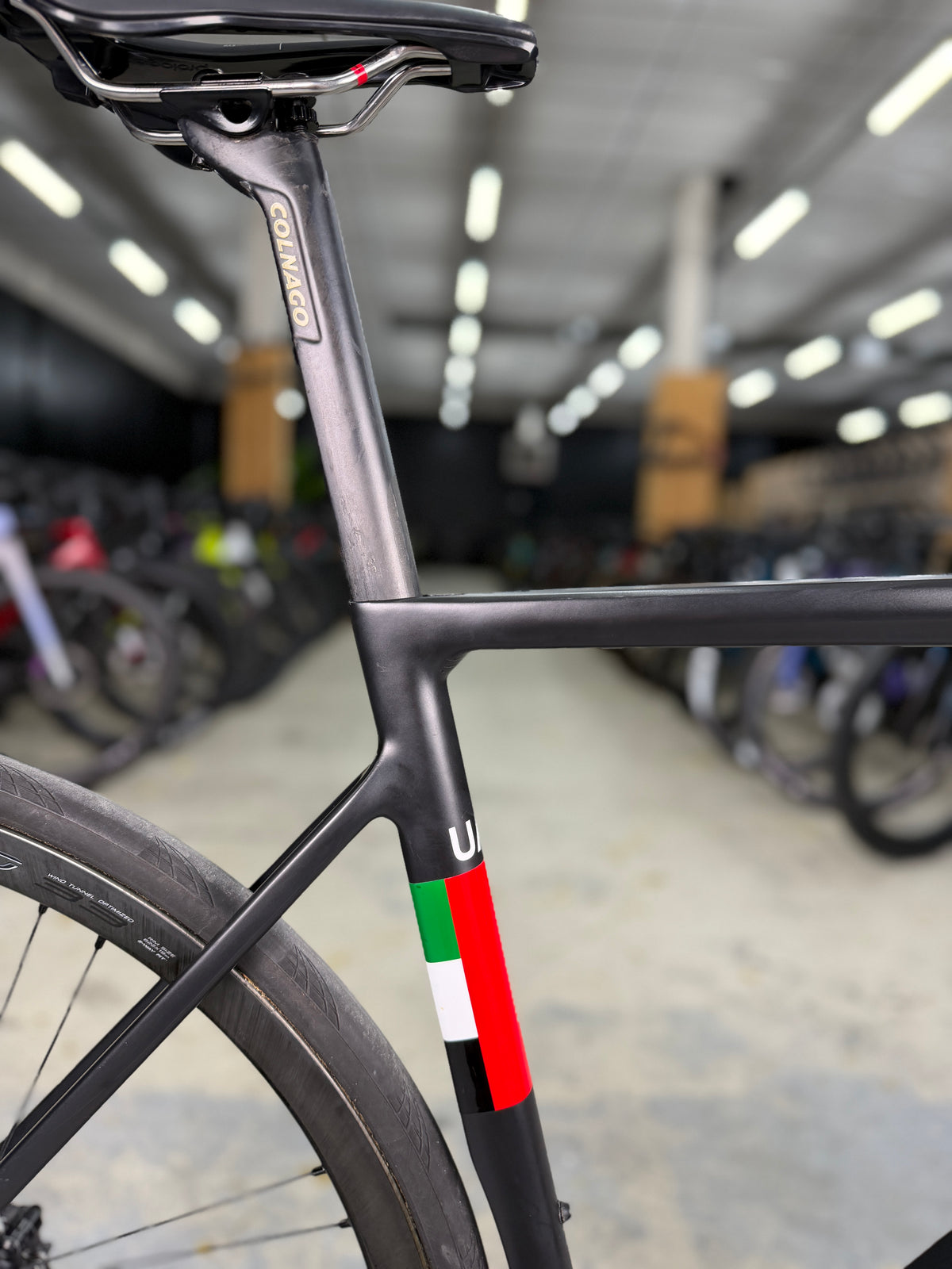 Colnago V3 Di2 UAE Team Carbon Racefiets
