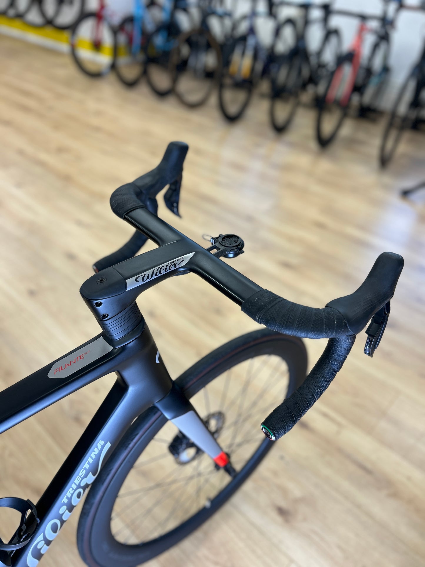 2000km Wilier Filante SLR Di2 Carbon Racefiets
