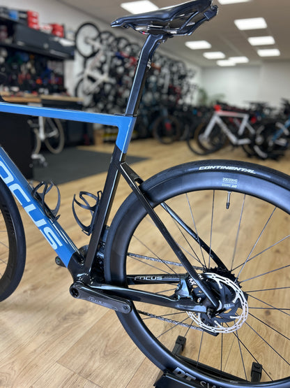 Focus Izalco Max 9.8 AXS Carbon Racefiets