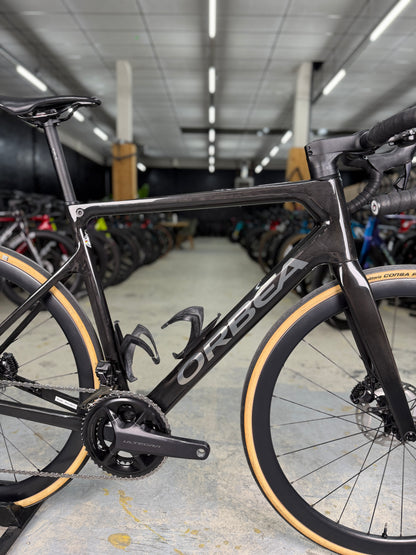 Orbea Orca M20iTEAM Di2 Carbon Racefiets