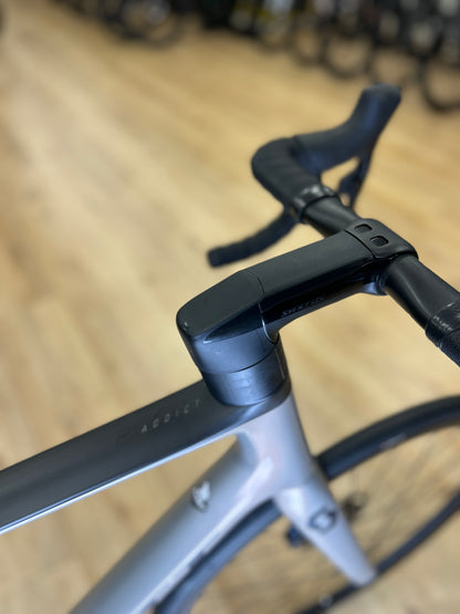 Scott Addict RC10 AXS Carbon Road Bike