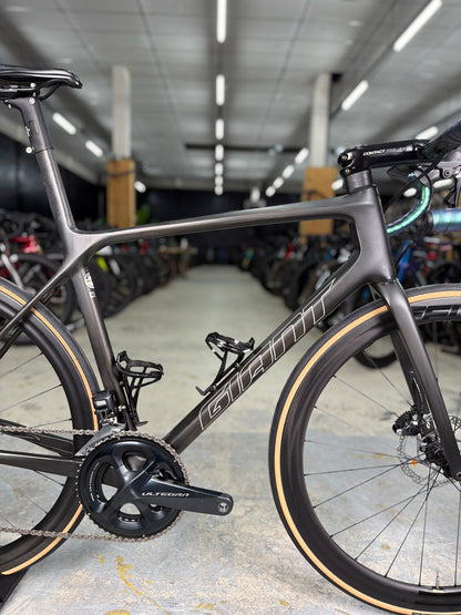 Giant TCR Advanced SL Di2 Carbon Racefiets