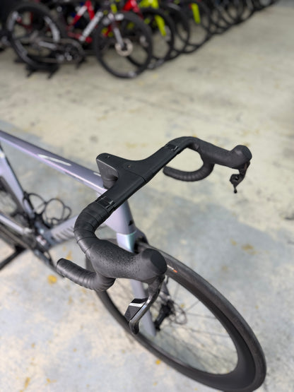 1000km Canyon Aeroad CF SLX AXS Carbon Racefiets