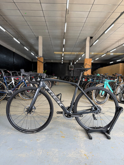 Trek Émonda SL6 AXS Carbon Road Bike