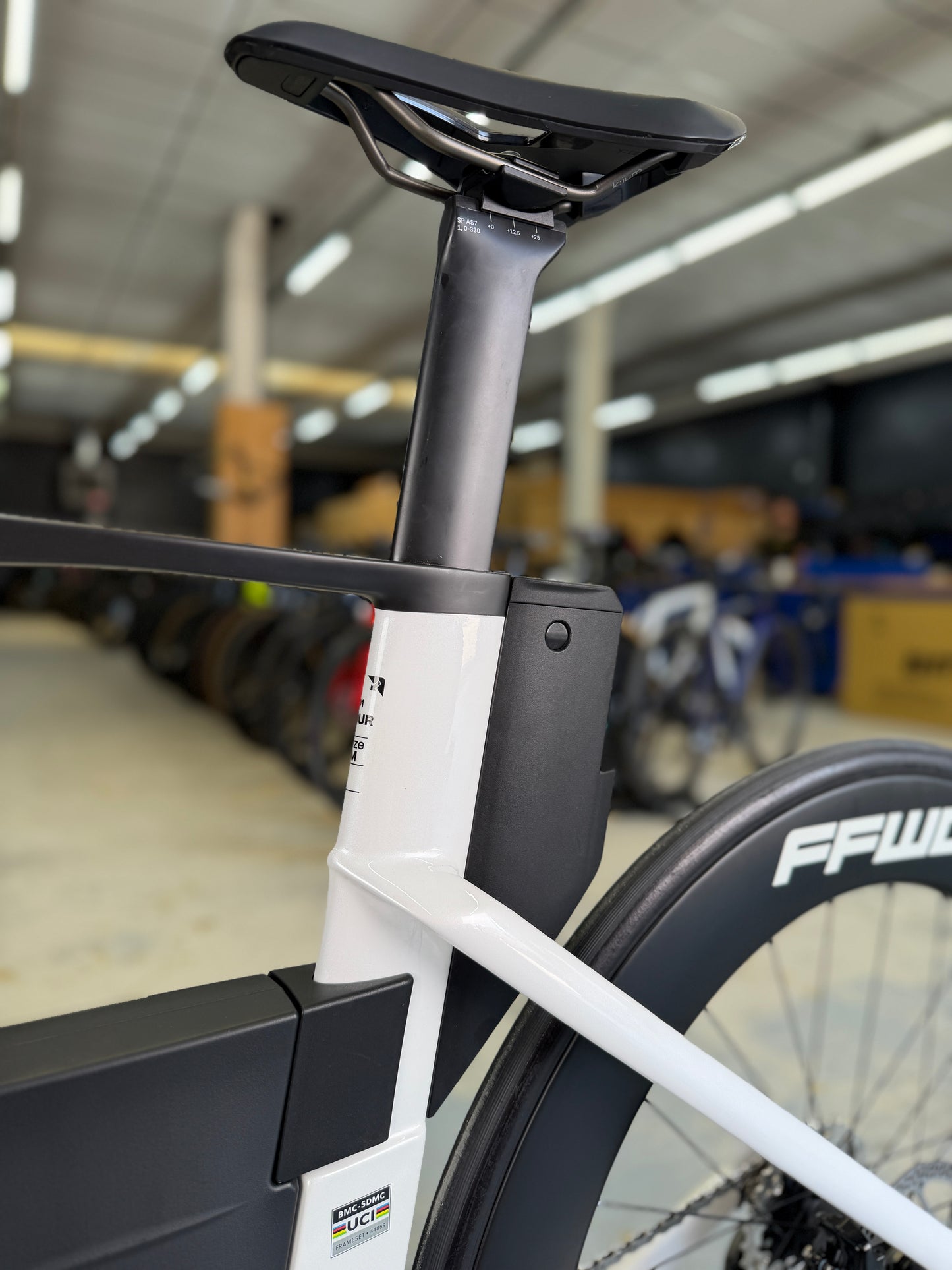NIEUW BMC Speedmachine 01 Four Di2 Carbon TT