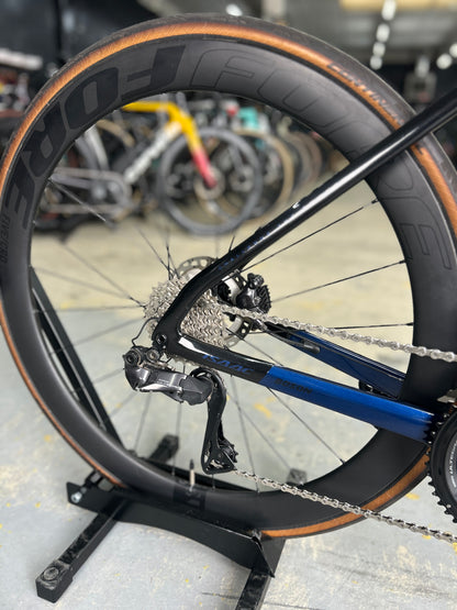 Isaac Boson Di2 Carbon Road Bike