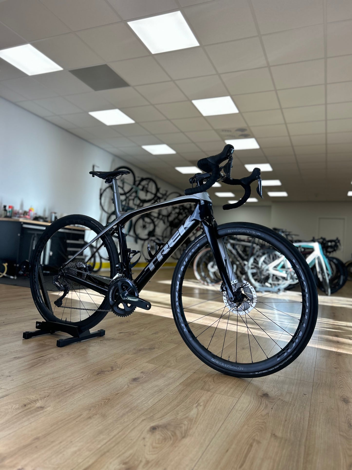 Trek Domane SLR7 Carbon Disc Racefiets