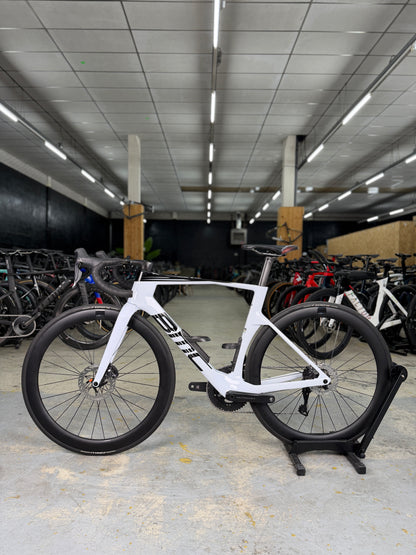 1000km BMC TeamMachine R01 Di2 Carbon Racefiets