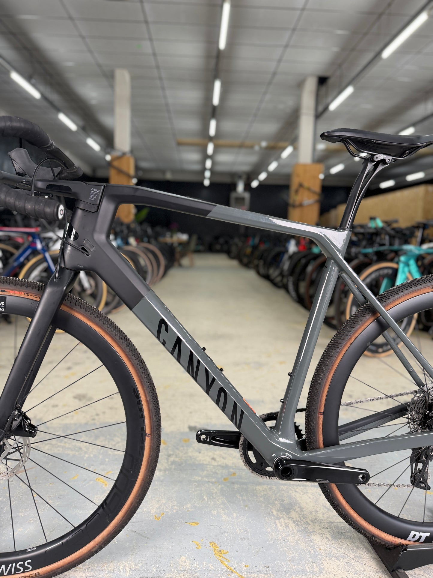 Canyon Grail CF SL7 AXS Gravel Fiets