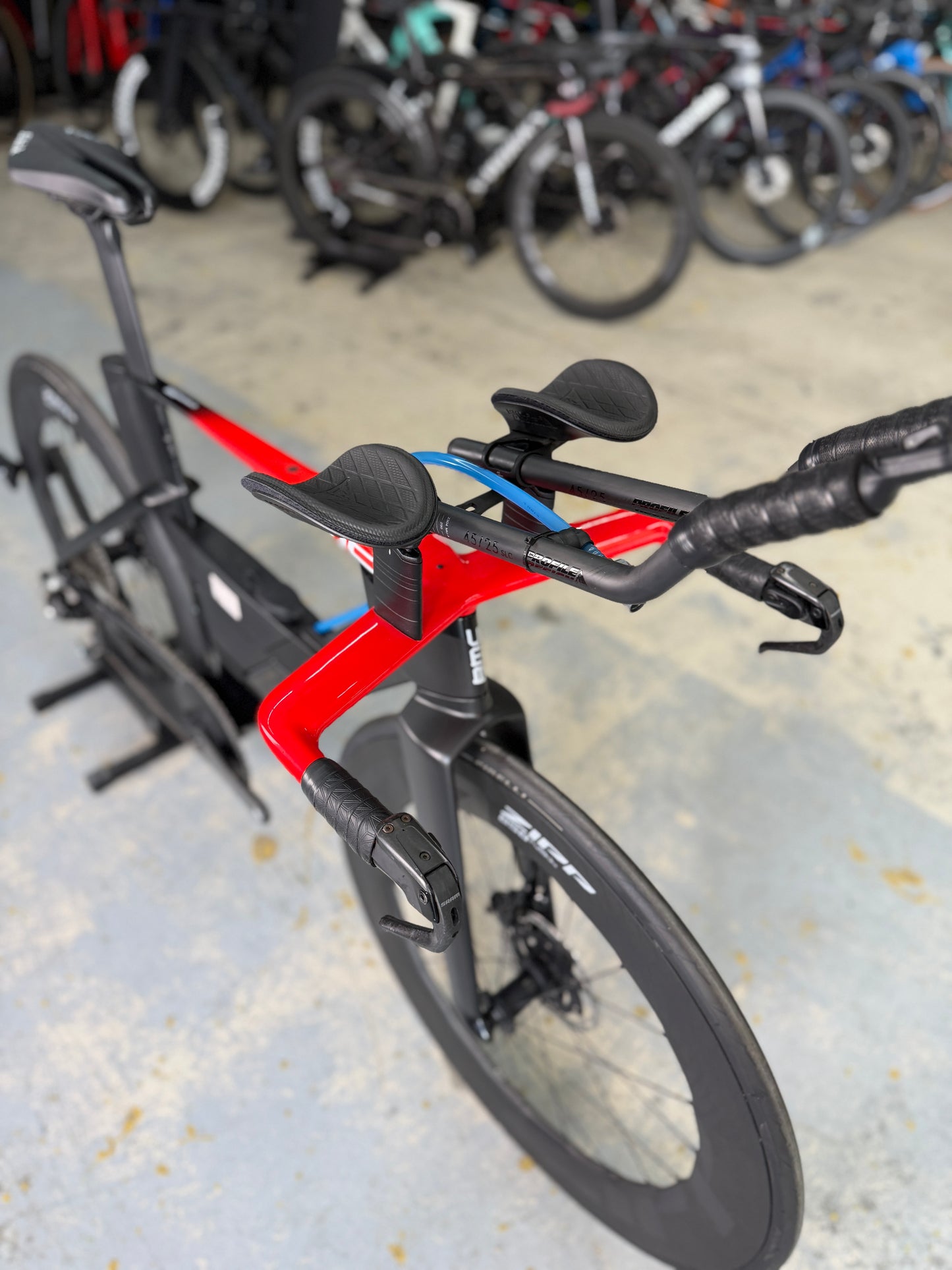 NIEUW BMC SpeedMachine 01 eTap Carbon TT