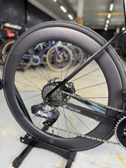 Factor Ostro VAM AXS Carbon Racefiets
