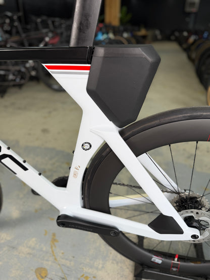 NIEUW BMC Timemachine 01 Di2 Carbon TT