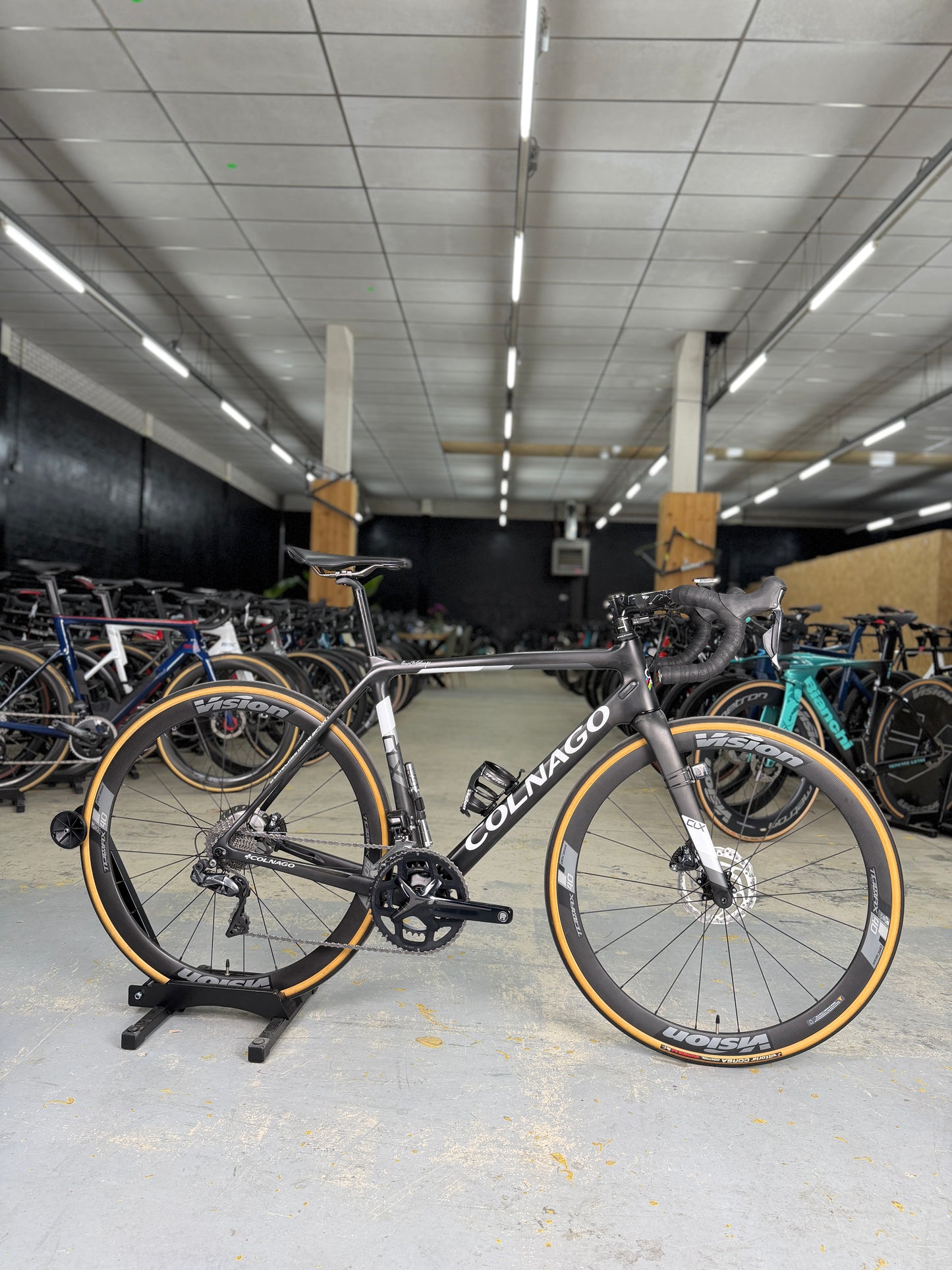 Colnago CLX Di2 Carbon Road Bike