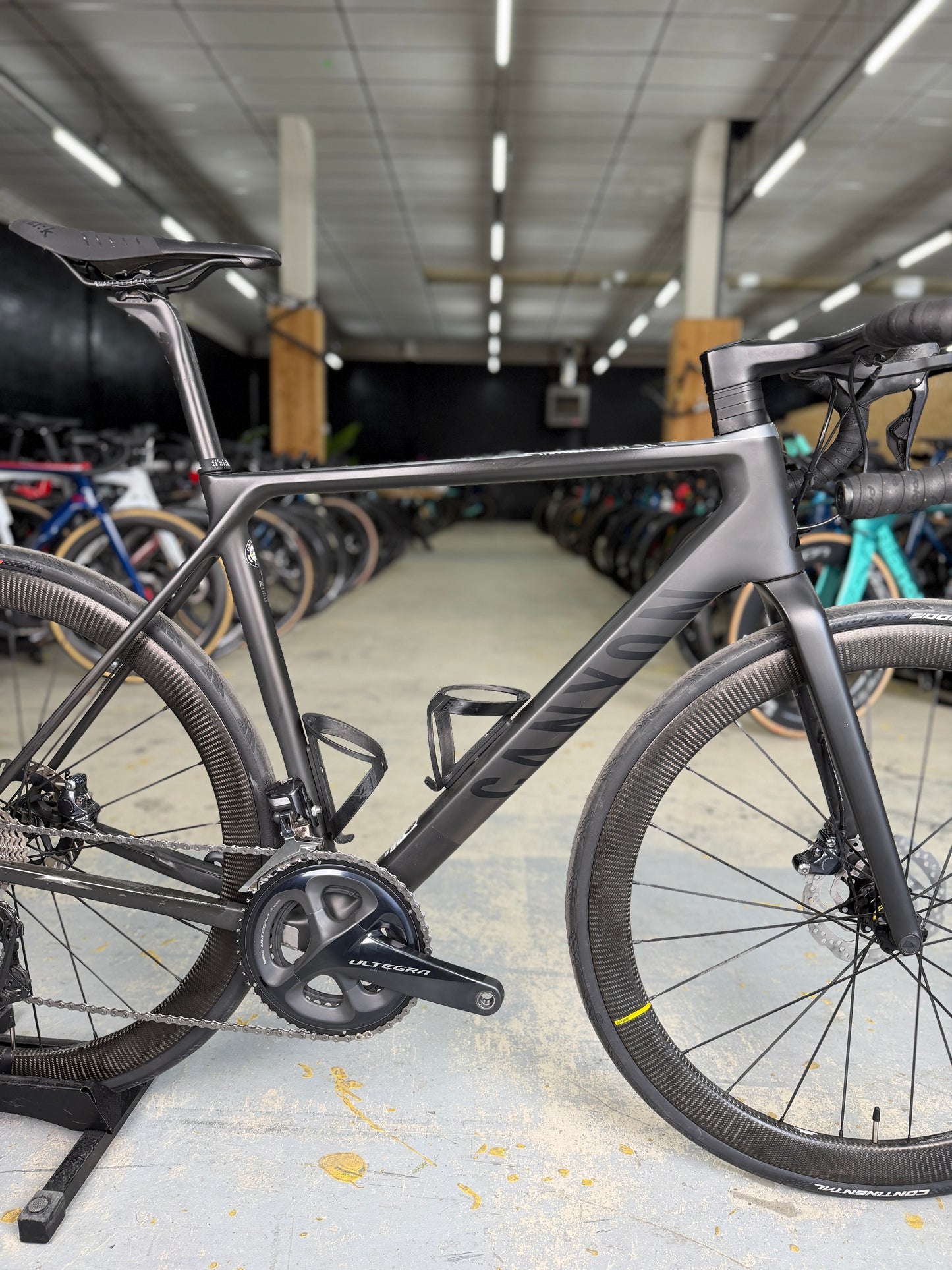 Canyon Ultimate CF SL Di2 Carbon Racefiets