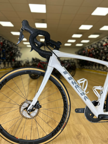 Trek Domane SLR 7 Di2 Carbon Disc Racefiets