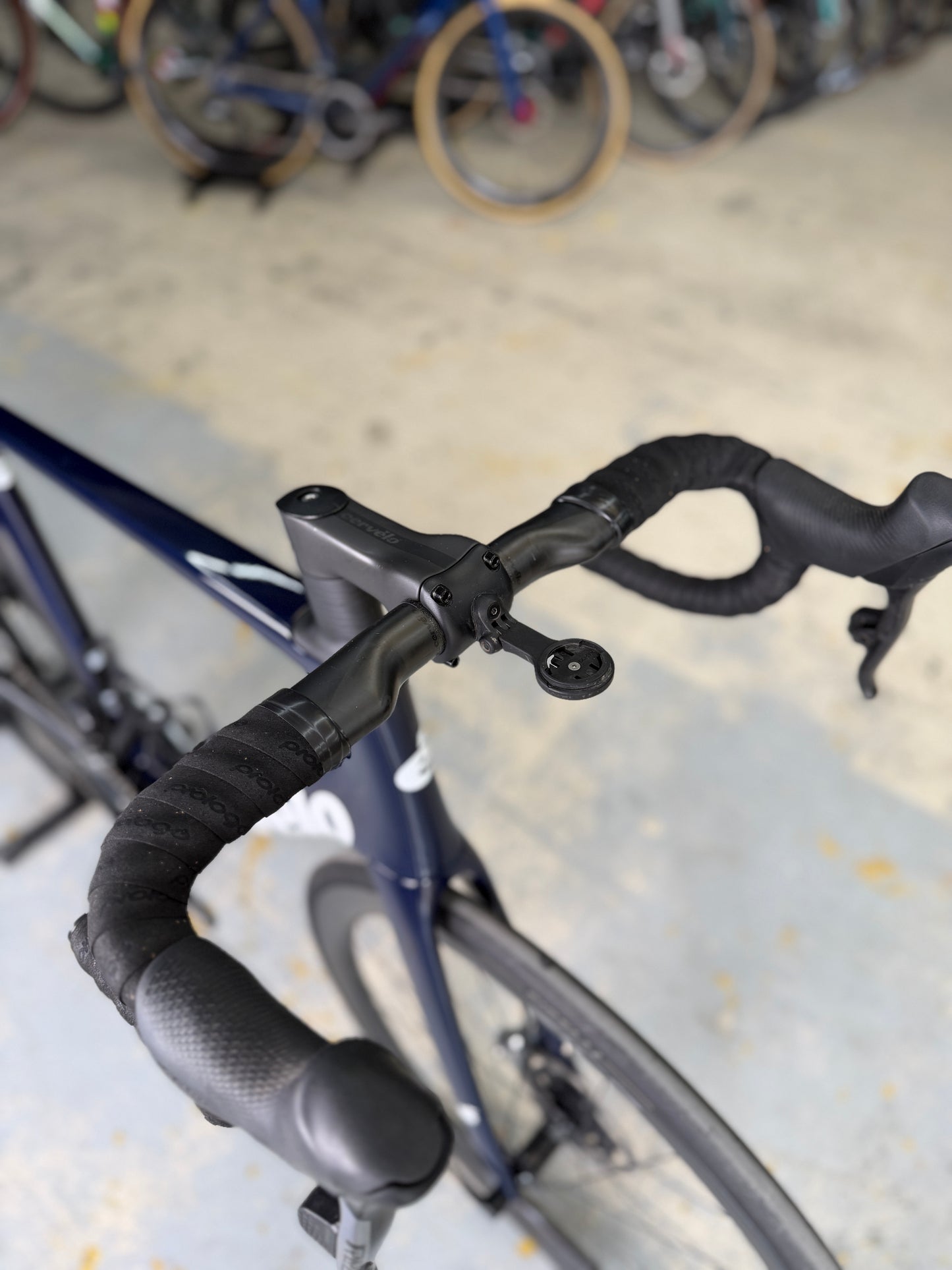 Cervélo Caledonia-5 Red eTap Carbon Road Bike
