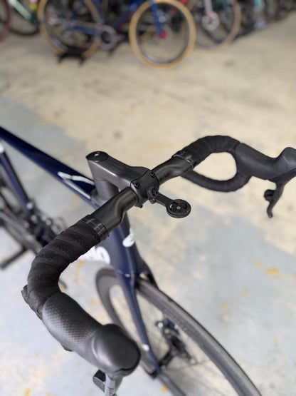 Cervélo Caledonia-5 Red eTap Carbon Road Bike