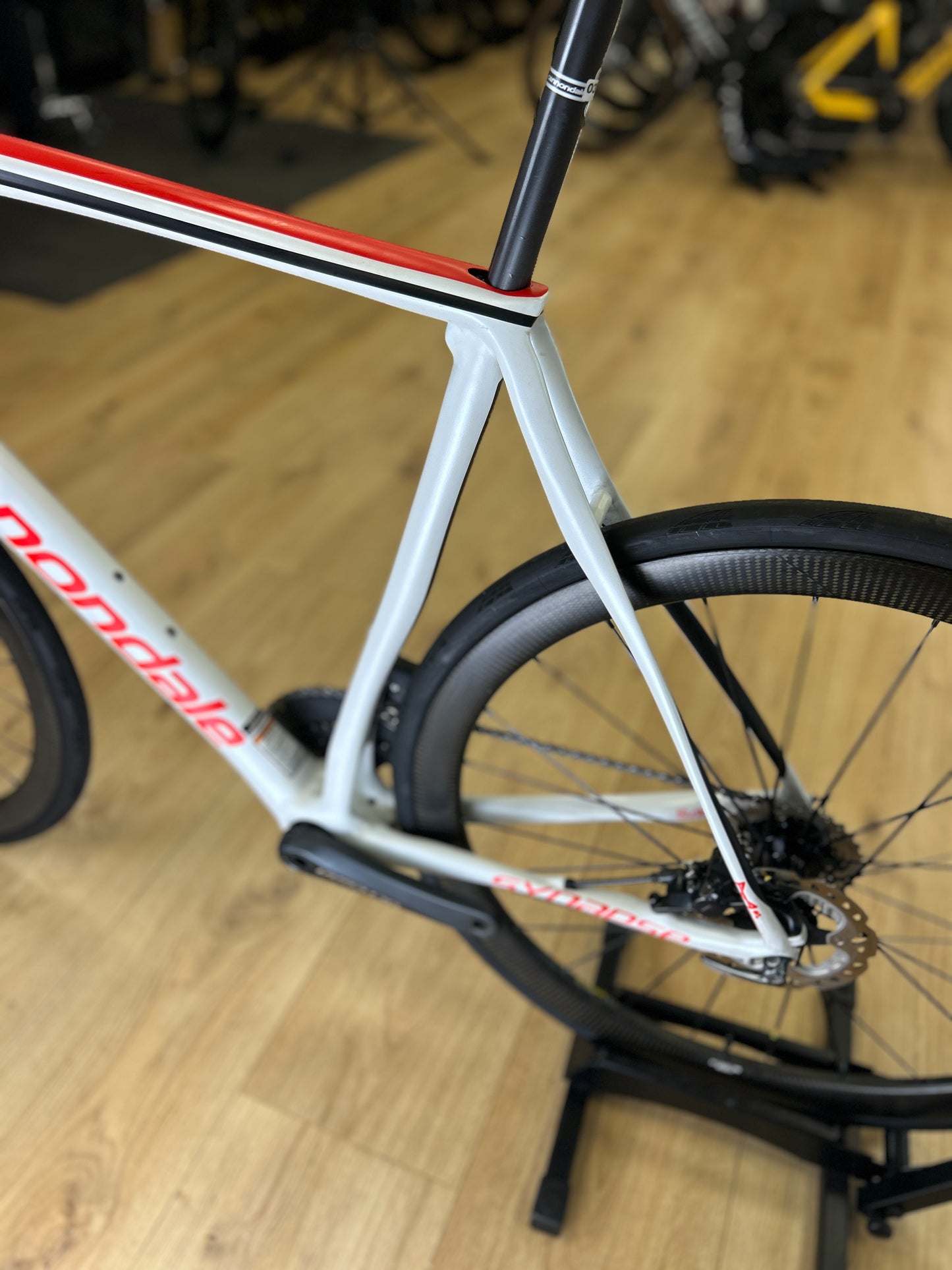 Cannondale Synapse Hi-Mod Di2 Carbon Road Bike