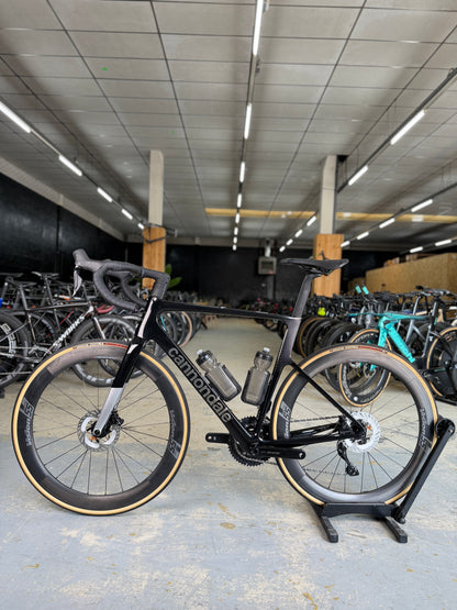 SHOWROOM Cannondale SuperSix EVO 3 Di2 Carbon Racefiets