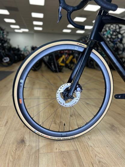 BMC RoadMachine 01 Di2 Carbon Road Bike