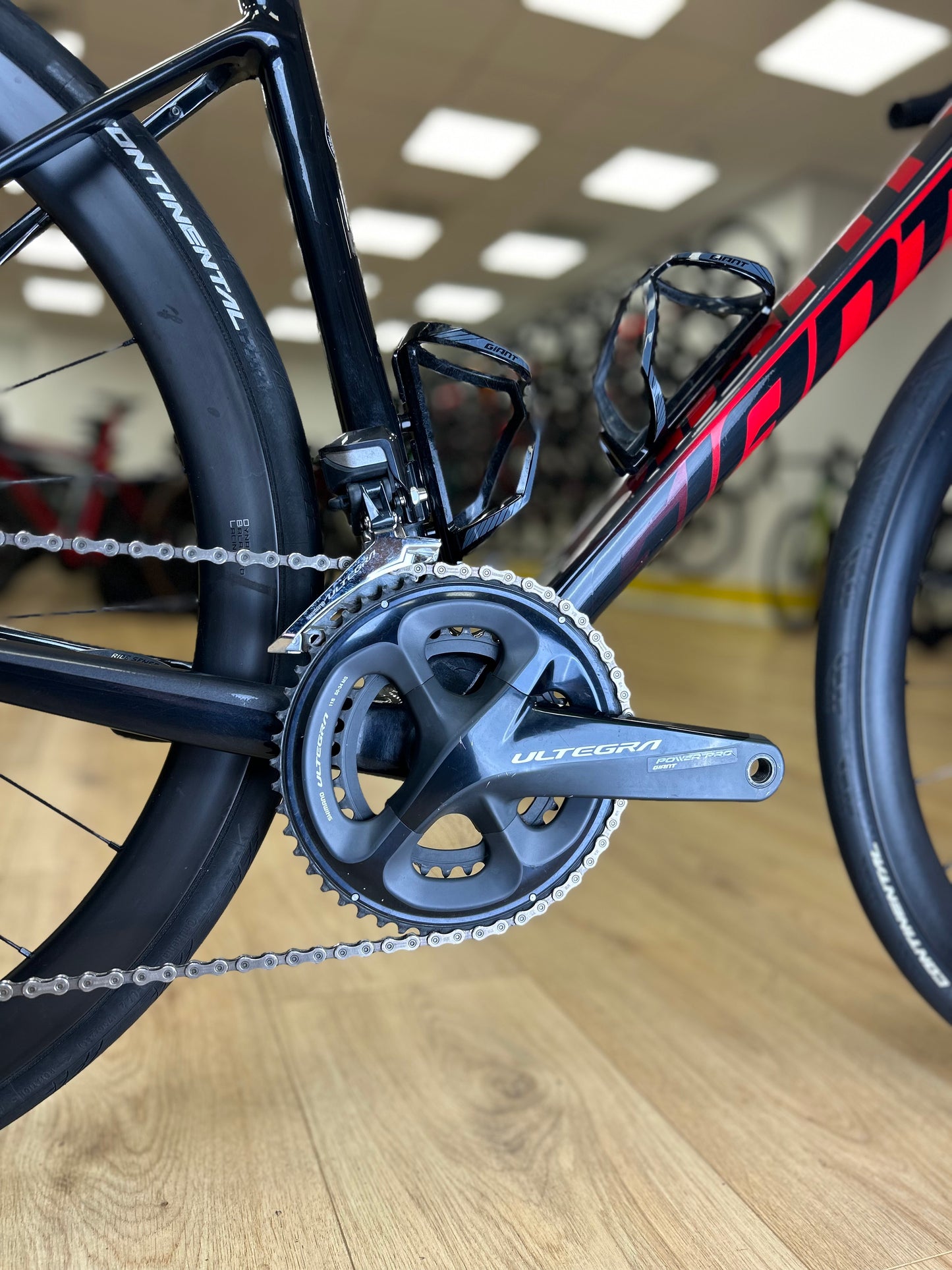 Giant Defy Pro 1 Di2 Ultegra Carbon Disc Racefiets