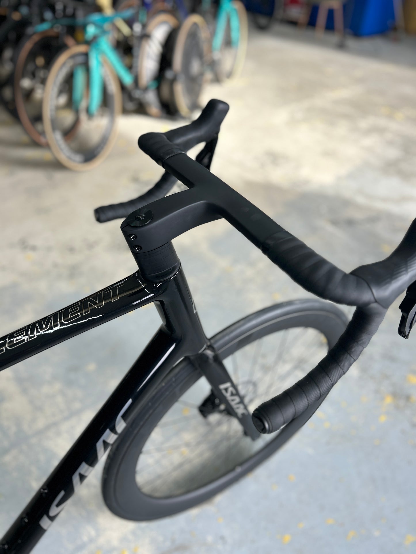 NIEUW Isaac Element Di2 Carbon Racefiets