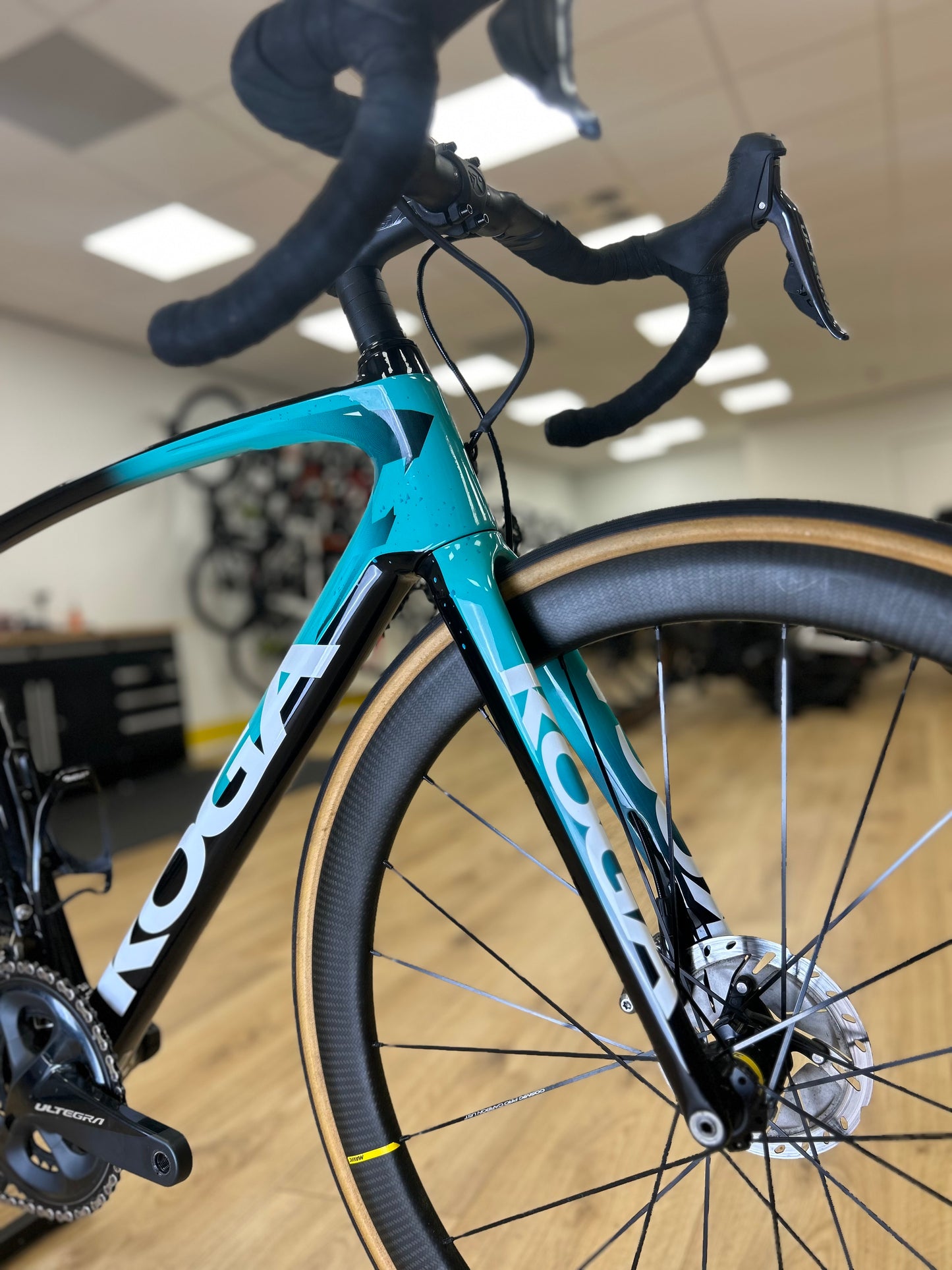 Koga Beat Premium Di2 Ultegra Disc Carbon Racefiets